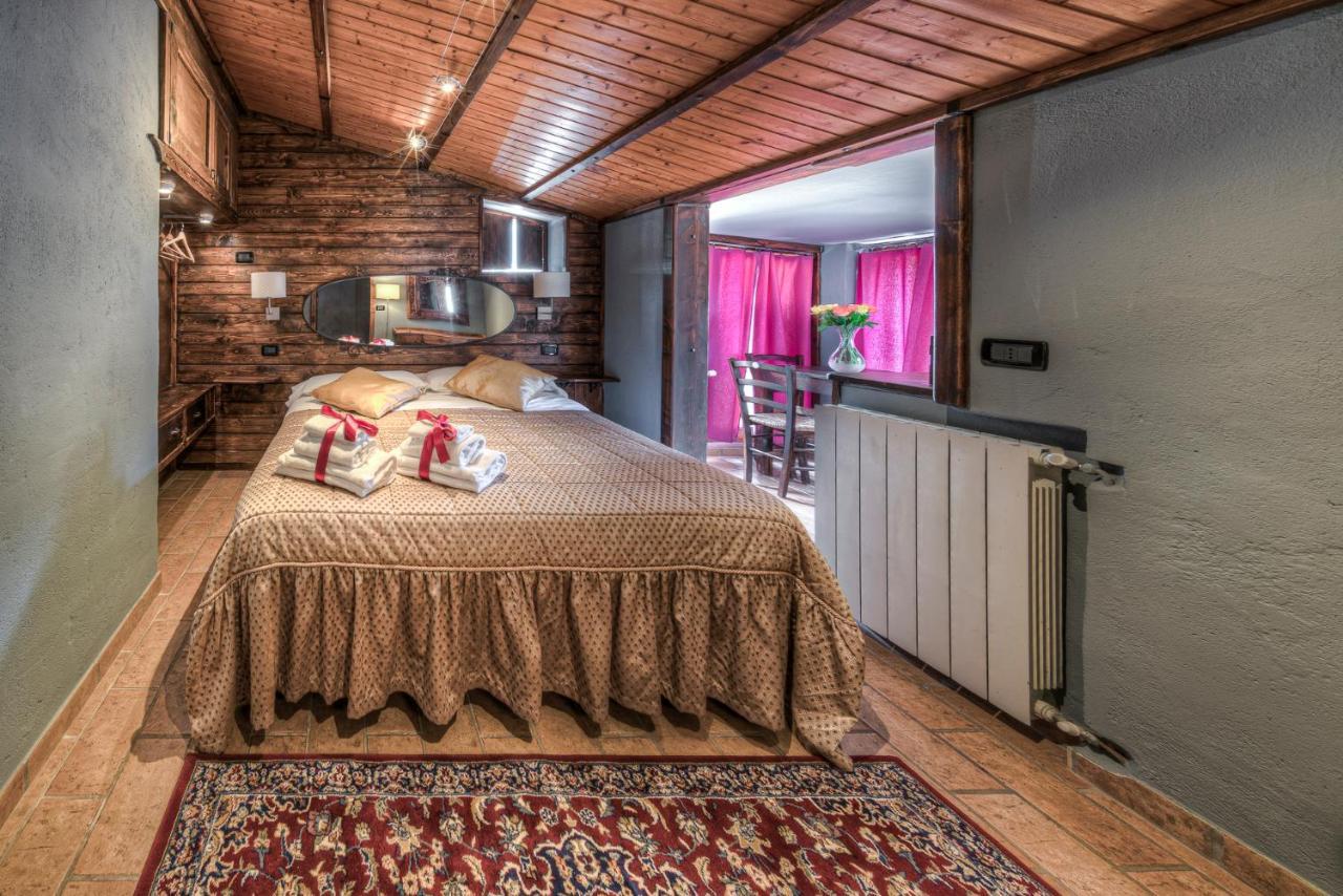 B&B Il Grottino Di אסרגי מראה חיצוני תמונה