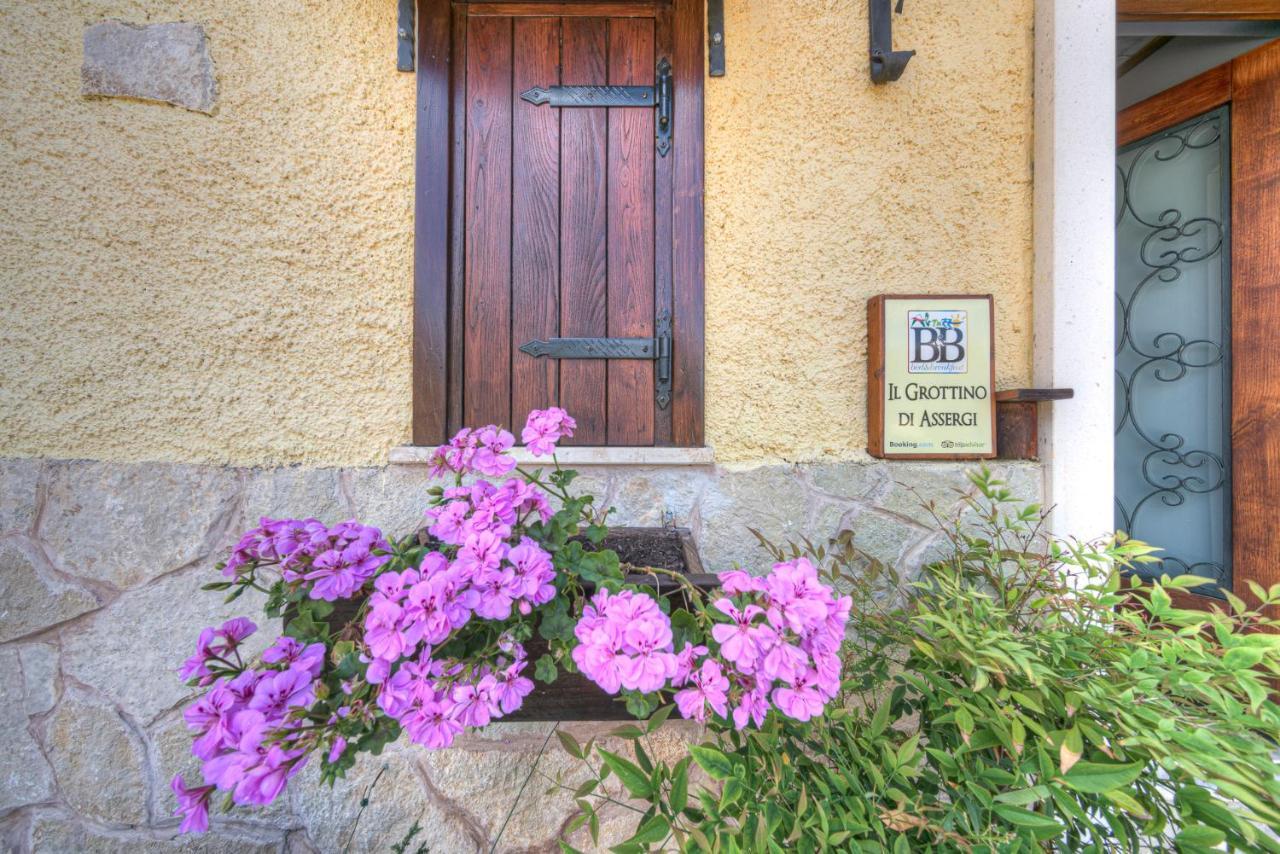 B&B Il Grottino Di אסרגי מראה חיצוני תמונה