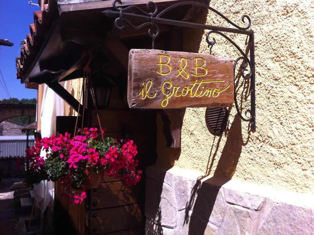 B&B Il Grottino Di אסרגי מראה חיצוני תמונה